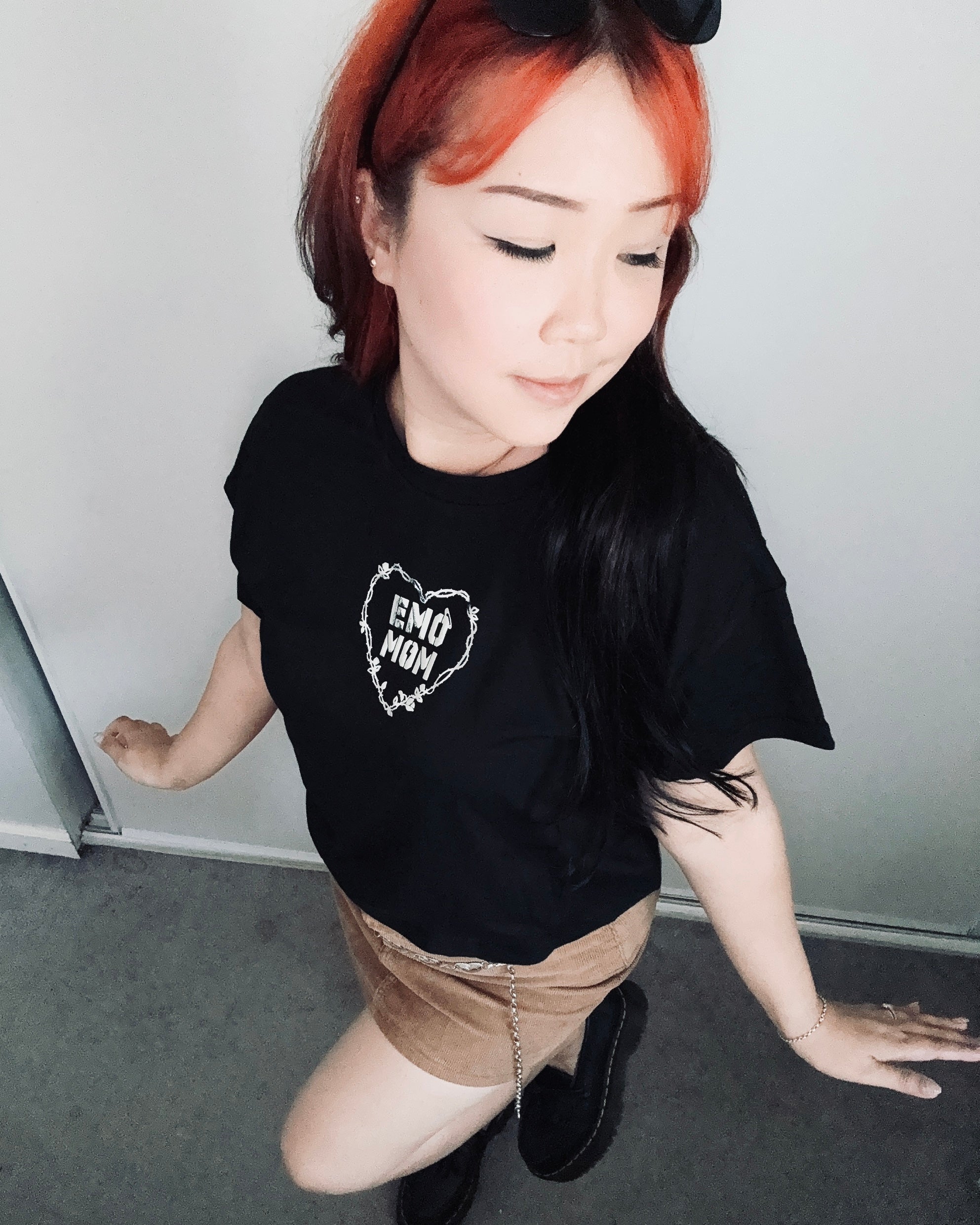 EMO MOM CROP TOP